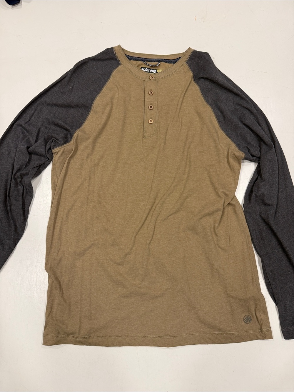 Solaris Men's Two-Tone Henley Long Sleeve - Olive Body with Charcoal Sleeves